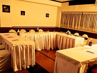 The Surya Otel Kochi 4*,